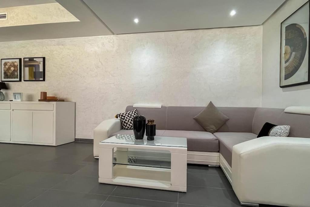 Apartment In City Center Танжер Екстериор снимка